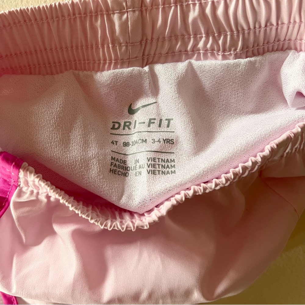 Nike shorts - Picture 4 of 4